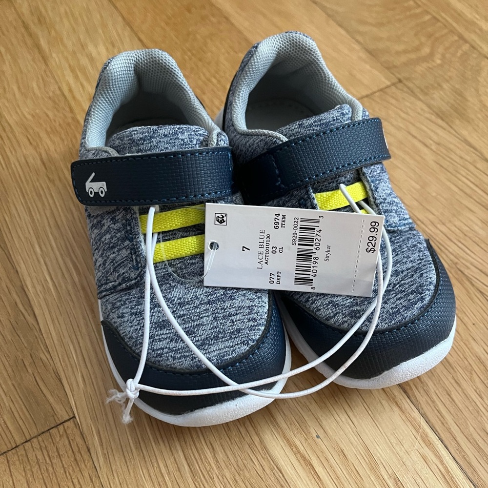 See Kai run size 7 toddler shoe
